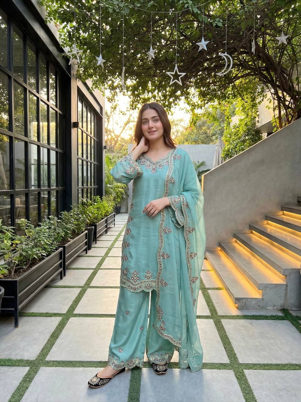 *NEW DESIGNER HEAVY EMBROIDERY SEQUENCE WORK 3 PIS SUIT SET*