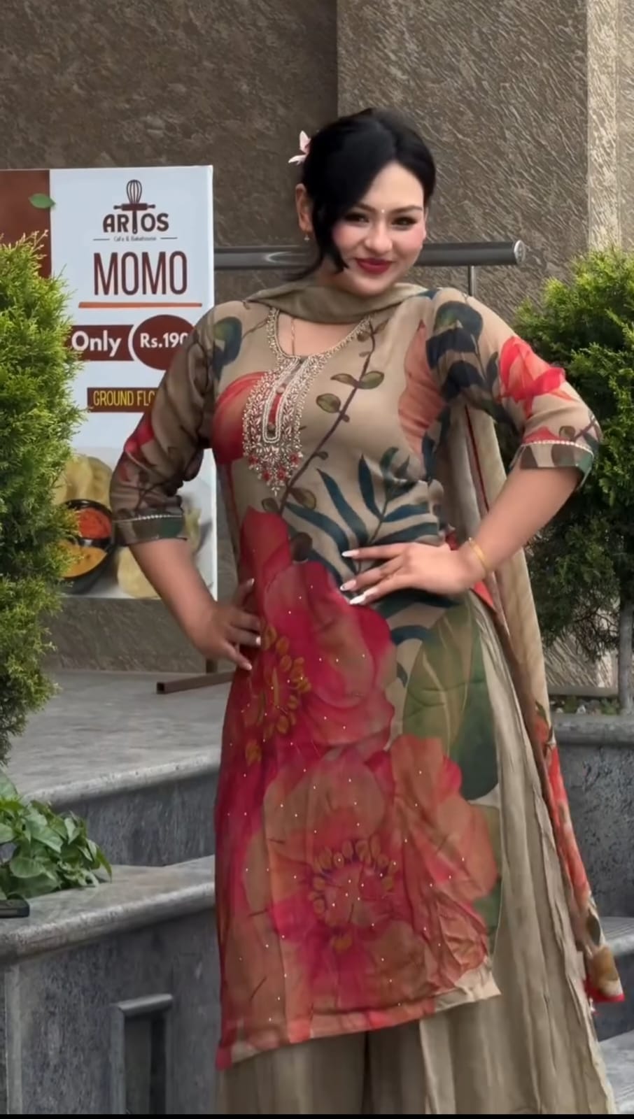 Women Kurta with Palazzos & With Dupatta