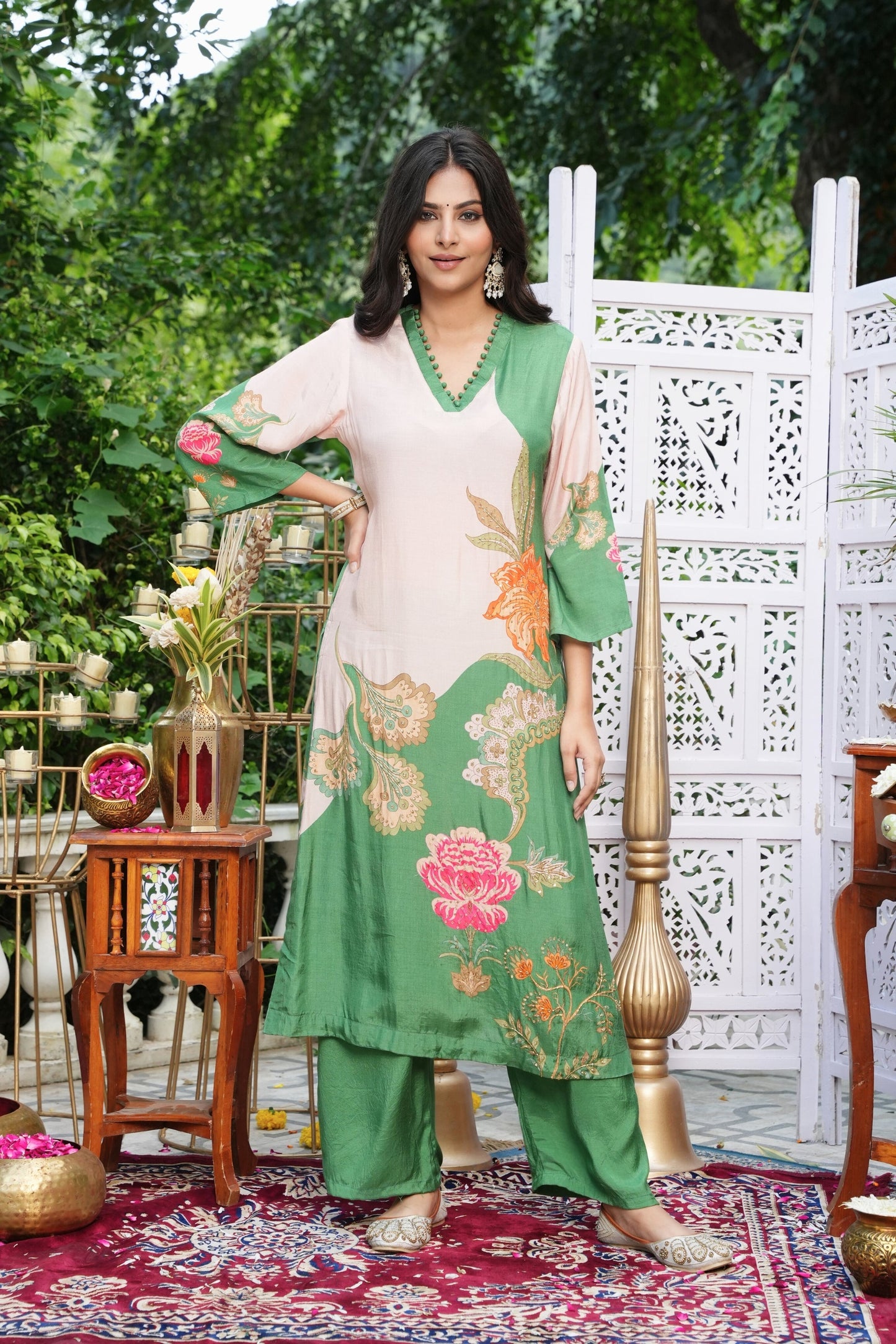 Floral Printed Kurta & Pant - Hand Embroidered - Set of 2 - Green - Muslin Silk
