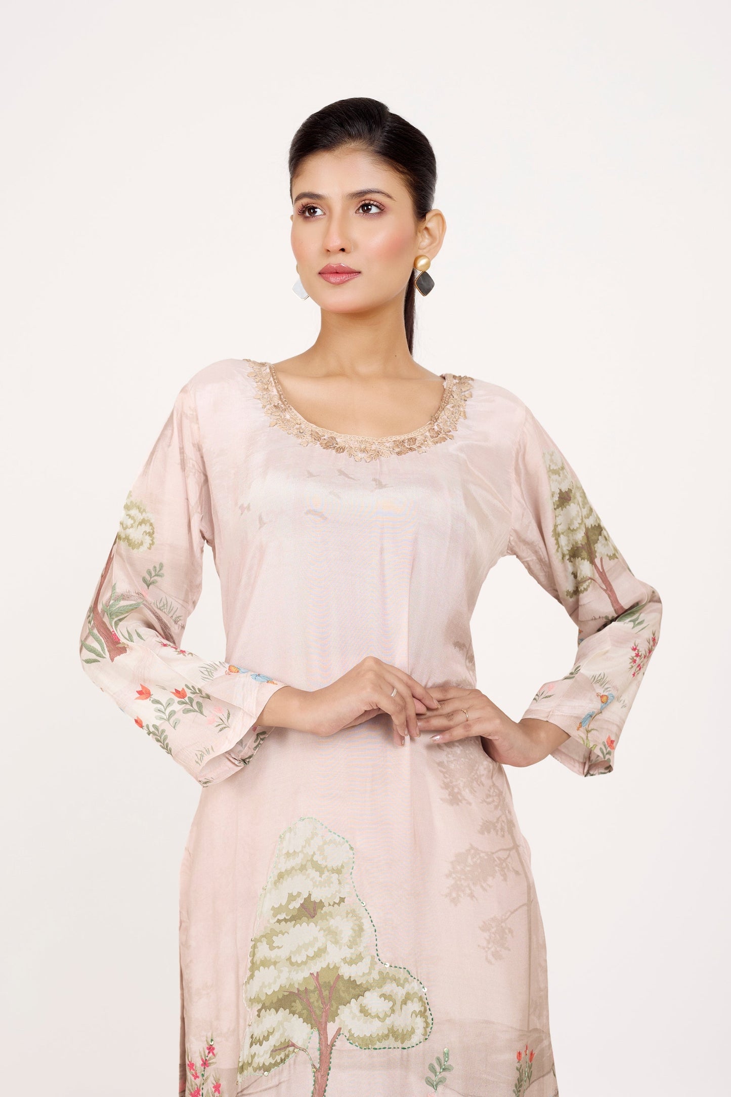 Printed Kurta & Pant - Hand Embroidered - Set of 2 - Lite Beige - Muslin Silk