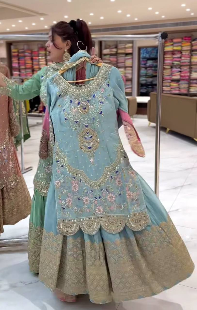 Jassica's' Embroidered Heavy Royal Elegant Suit Set - MD-3048