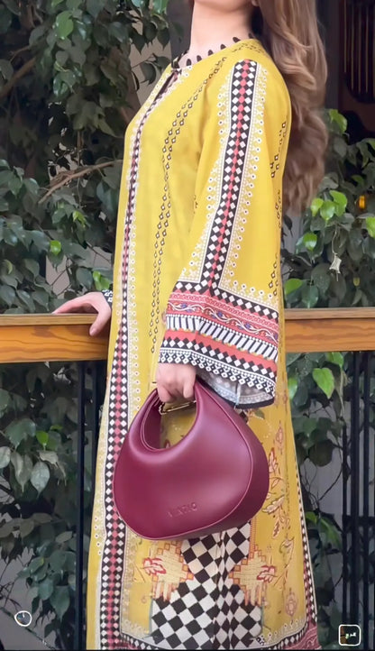 Beautiful Smooth Bsy Boho Vibe Printed Co-Ord Kurta Pant Set For Women