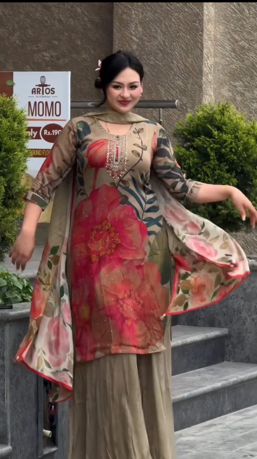 Women Kurta with Palazzos & With Dupatta