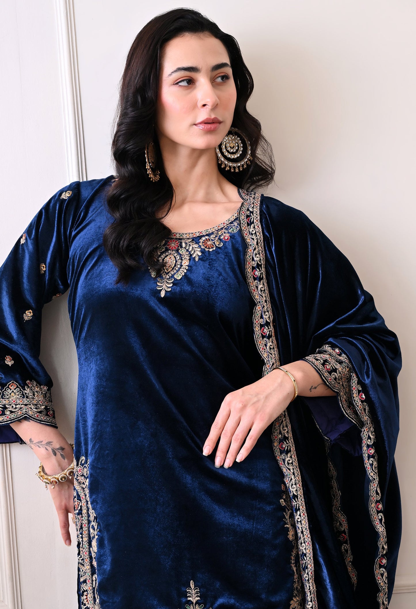 Noor-E-Begum - Pure Velvet