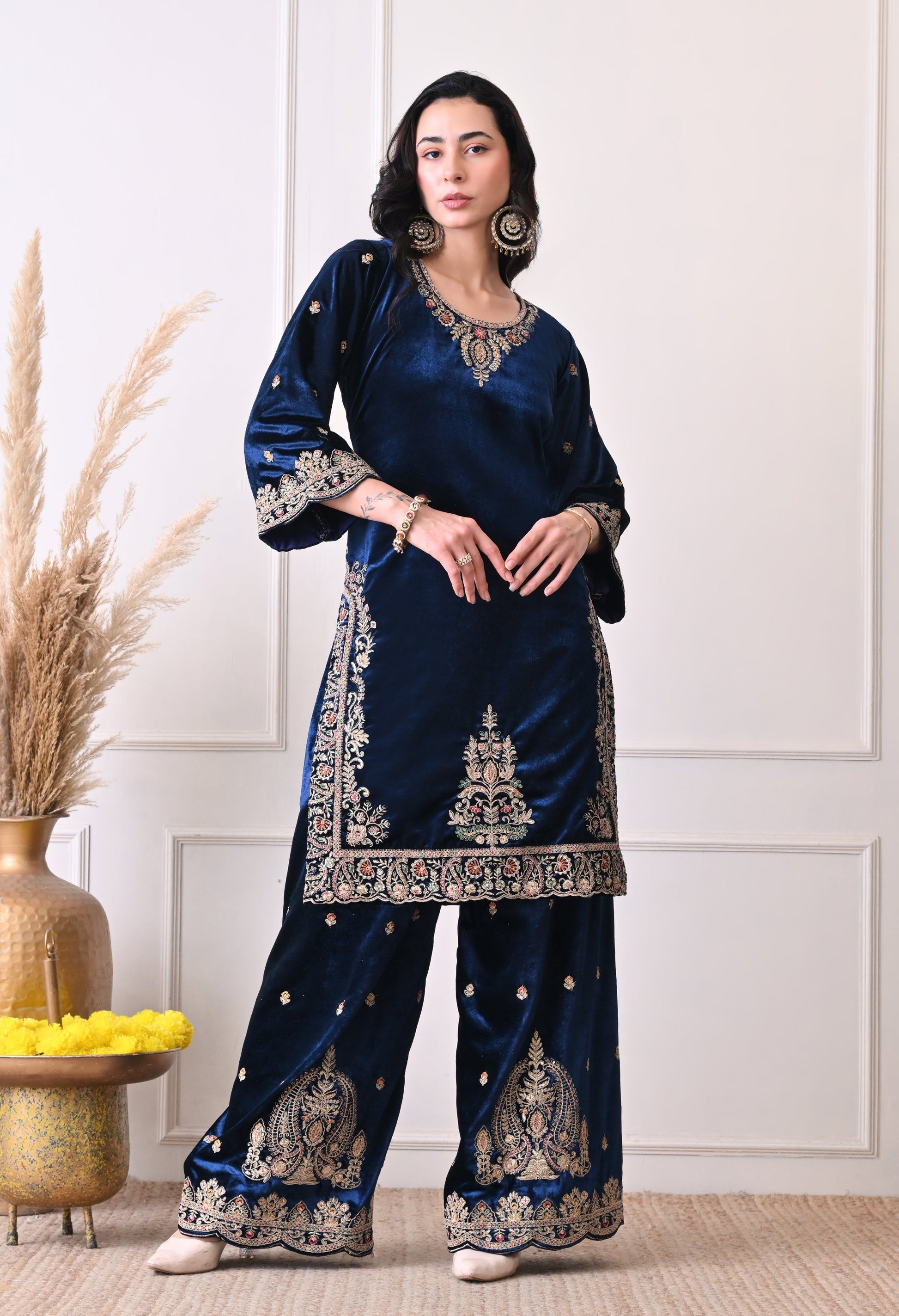 Noor-E-Begum - Pure Velvet