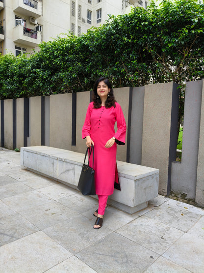 VASTRAMANIAA 3/4th Sleeve Kurta & Pant Set | Elegant Ethnic Wear for Women