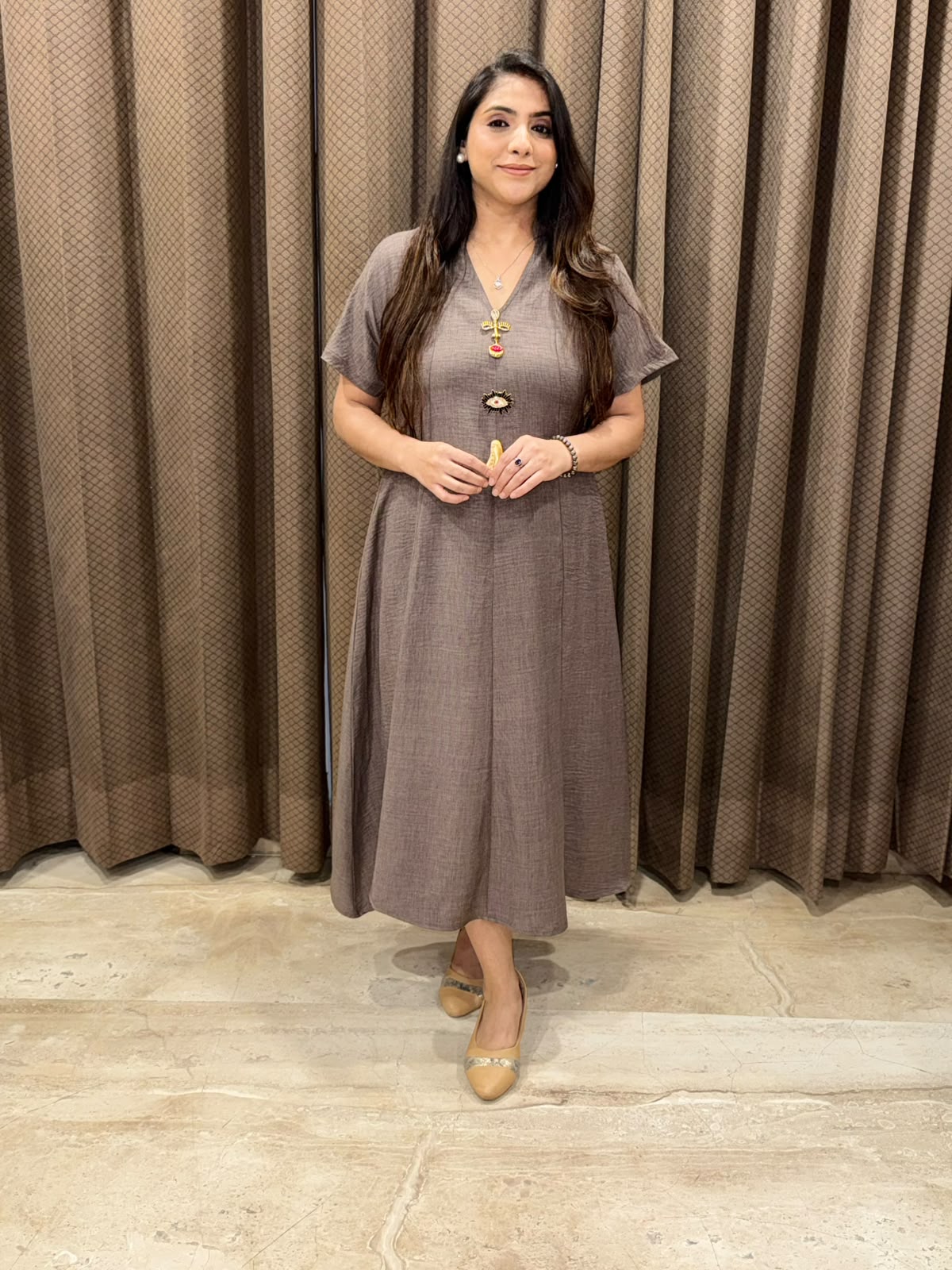 Smart Grey Midi dress with girl brooches & pockets